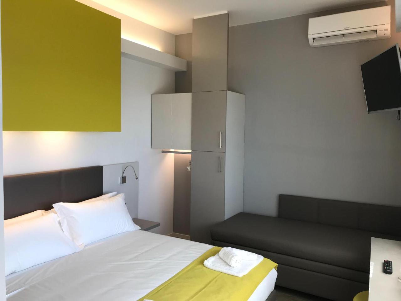 Hotel Montmartre Rimini